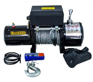 戶(hù)外車(chē)輛救援電動(dòng)絞盤(pán)幫助車(chē)輛脫險(xiǎn)